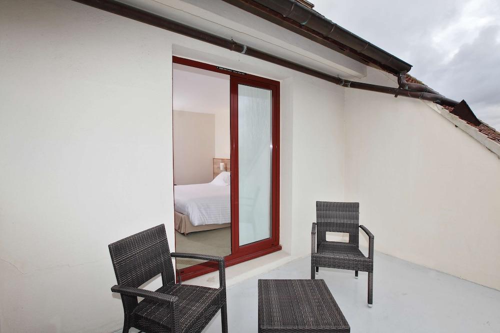 โรงแรมเบสต์ เวสเทิร์น ลอเร Saulx-les-Chartreux ภายนอก รูปภาพ